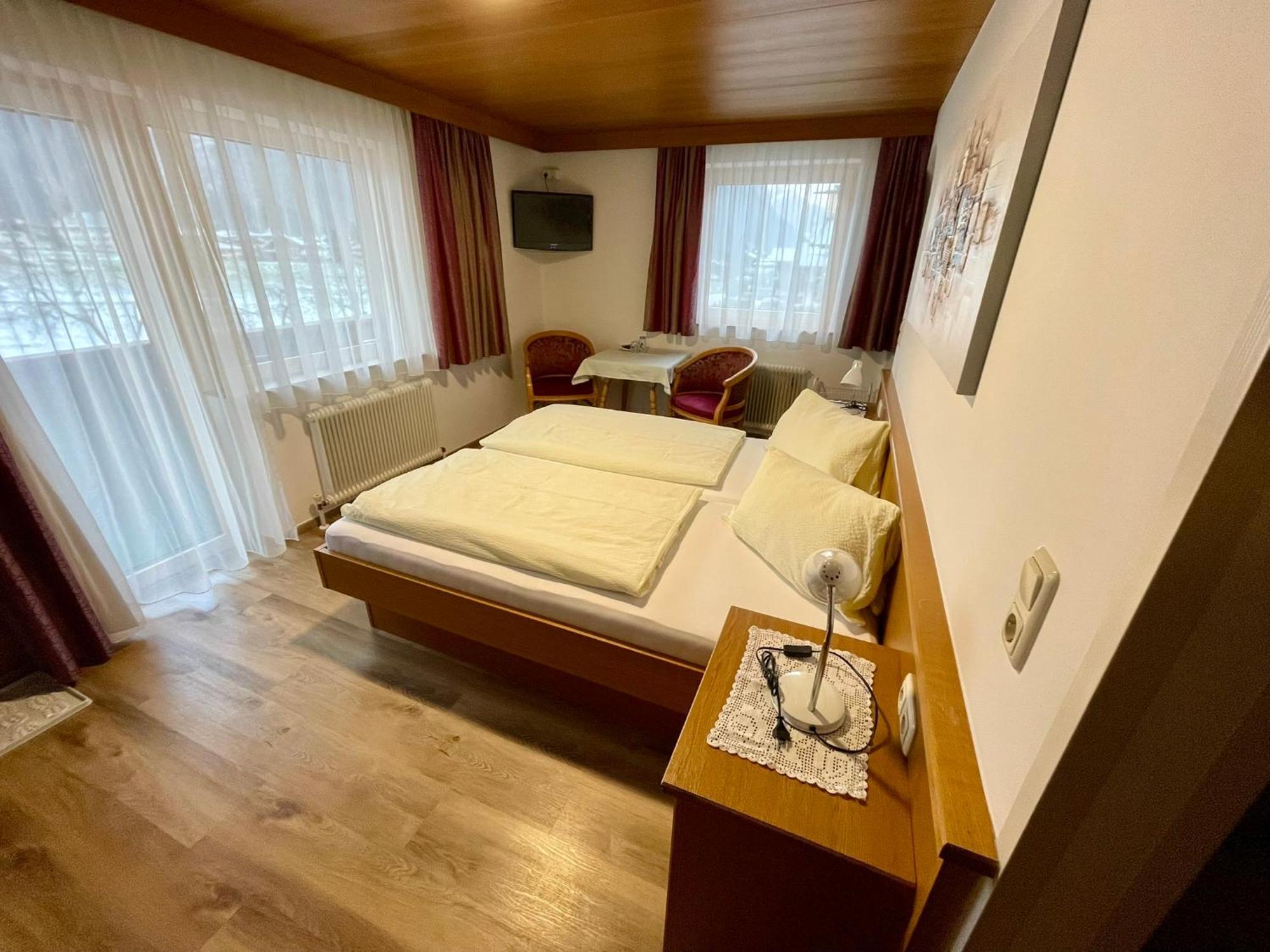 Haus Groeblacher 메이른호픈 외부 사진
